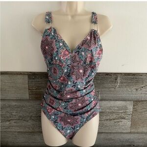 Spanx Love Your Assets by Sara Blakely one-piece swimsuit size Large